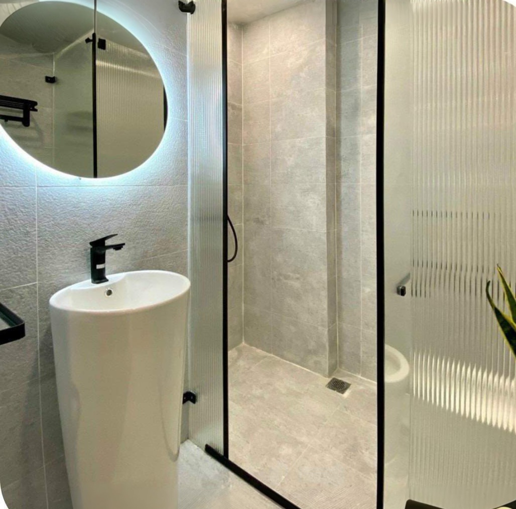 Cho thuê Nhà KD, VP, Nhà Hàng, Mai Hắc Đế, thang máy; vỉa hè 113m2* 5T- 45 Tr - Ảnh 2